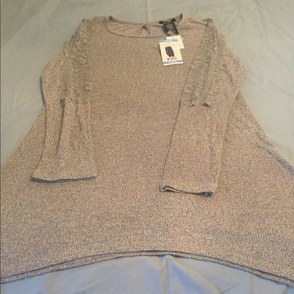 Women’s New Long Sleeve Top - Picture 1 of 4